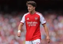 Walcott Sebut Gaya Main Christos Tzolis Mirip Alexis Sanchez