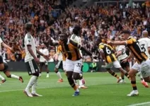 Lini Pertahanan Rapuh, Skema Bola Mati Hull City Hancurkan MU