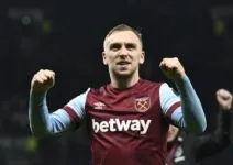 Owen Sarankan Liverpool Rekrut Jarrod Bowen ketimbang Barcola