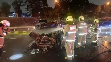 Kecelakaan Maut di Tol Jagorawi: Jeep Mercy Tabrak Truk, 2 Tewas