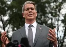 AS Tunda ‘Economic D-Day’, Scott Bessent Ancam Mitra Ekonomi Iran