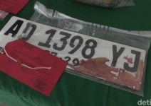 Pelat Berdarah Jadi Bukti Pembunuhan Bos Konter HP Ambarawa