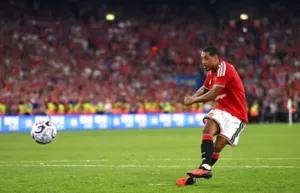Teddy Sheringham Sebut Youri Tielemans Cuma Pemain Level Lumayan