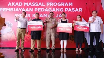 Pemprov DKI Salurkan Bantuan Modal Rp 48 M di Pasar Kramat Jati