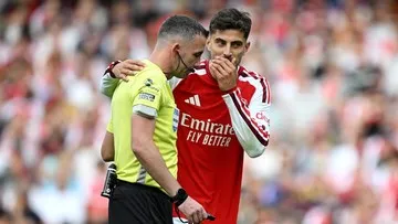 Kinerja Wasit Chris Kavanagh dalam Laga Arsenal vs Chelsea Disorot