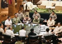 Prabowo Panggil Panglima TNI-Kapolri, Bahas Karhutla dan Keamanan