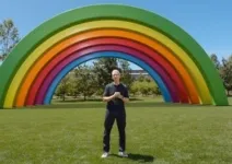 Kepemimpinan Tim Cook di Apple dan Catatan Perjalanannya