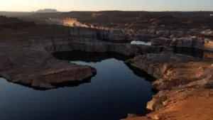 Danau Powell Capai Titik Terendah, Ancaman Krisis Air Kian Nyata
