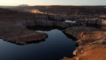 Danau Powell Capai Titik Terendah, Ancaman Krisis Air Kian Nyata