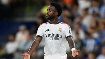 Mourinho Diminta Tak Ragu Cadangkan Vinicius Junior